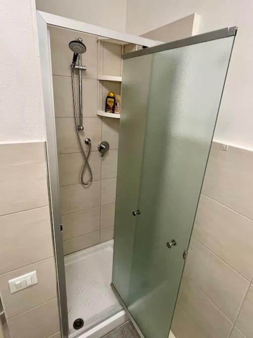 La Venezia'S Studio Flat Livorno Bagian luar foto